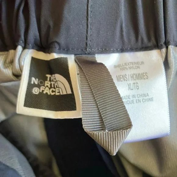 The  North Face HyVent black pants - Picture 8 of 9